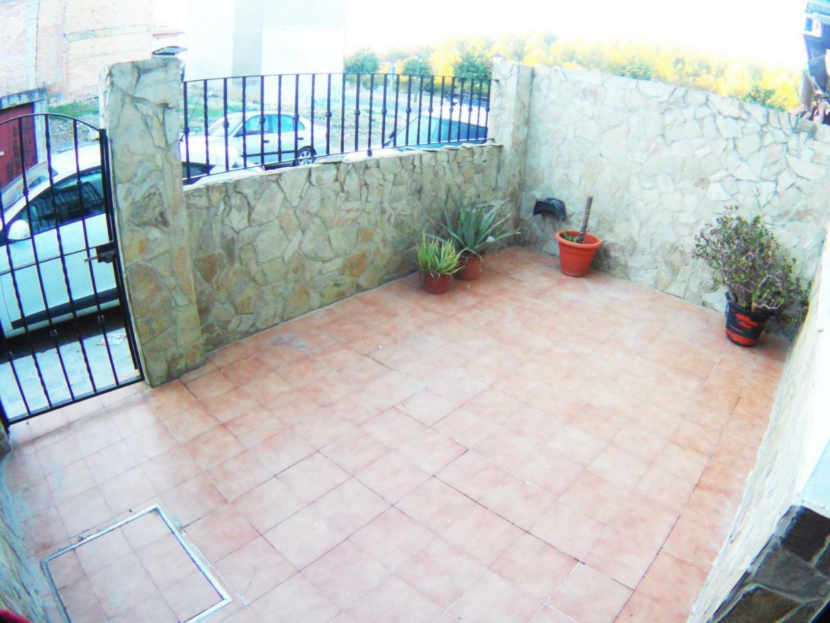Villa Casa Junto A Italica Santiponce Exterior foto